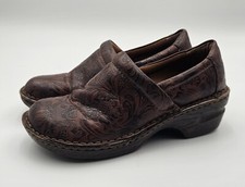 Womens Born BOC Peggy Brown Floral Tooled Embossed Faux Leather Clog Shoes 8