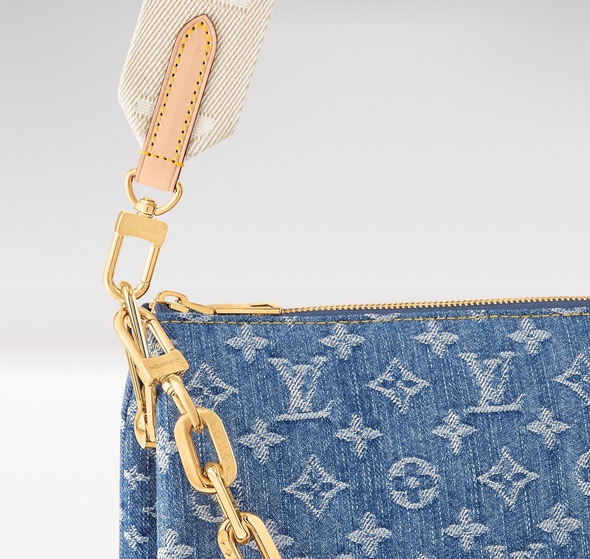 【可愛く上品デニム】Louis Vuittonショルダーバッグ Coussin PM Louis Vuitton Coussin PM Monogram Denim Shoulder Bag for