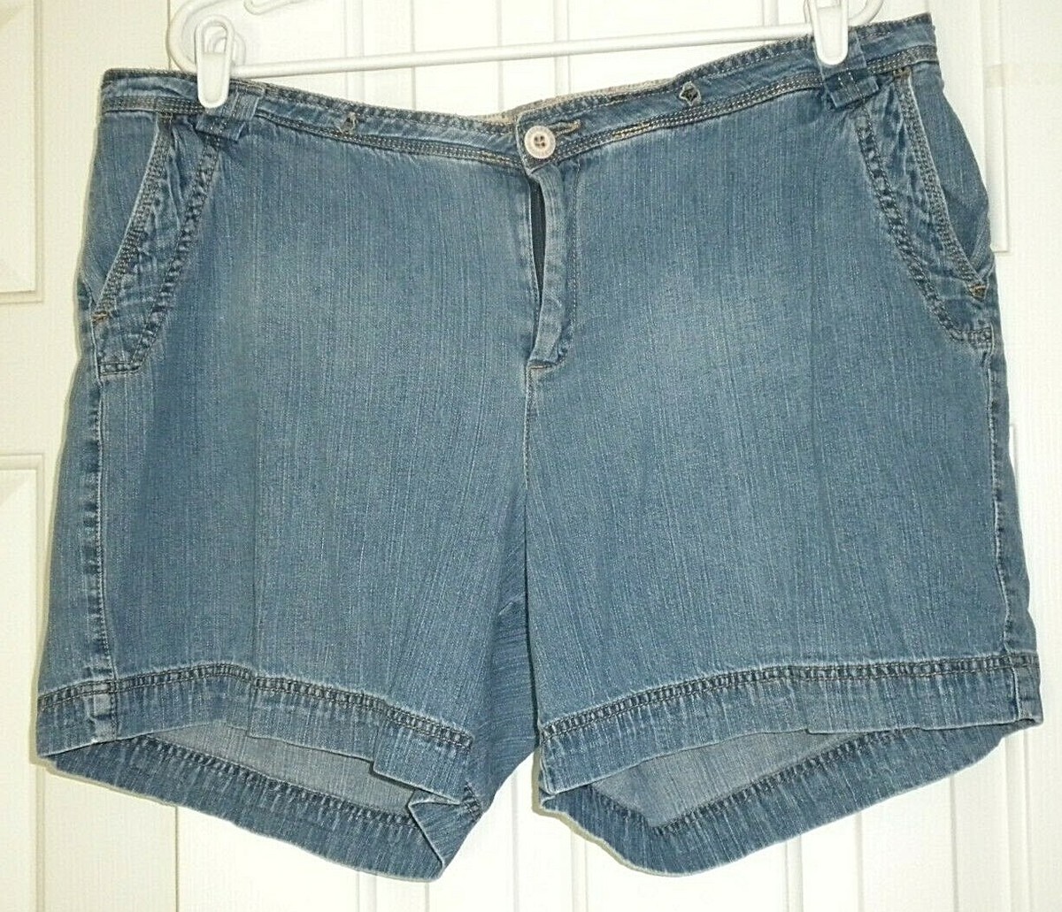 Women's 18 shorts Natural Reflections 6