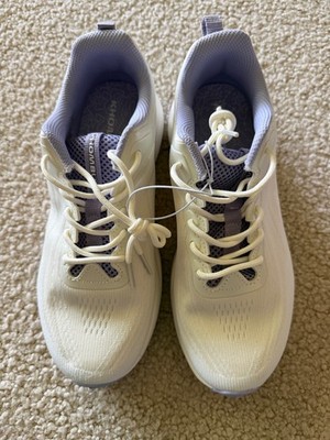 New in box, Khombu Womens Patan Beige Sneakers Sz 8, Ltweight, Memory Foam