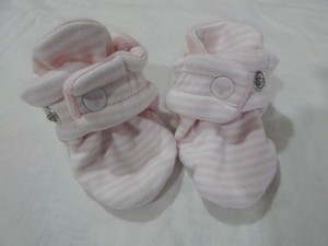 Burts Bees Baby Girls 0-3 Months Organic cotton pink striped Booties EASY STAY O