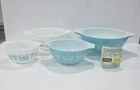 Vintage Set 4 Pyrex Turquoise Amish Butterprint  Cinderella Mixing Nesting Bowls