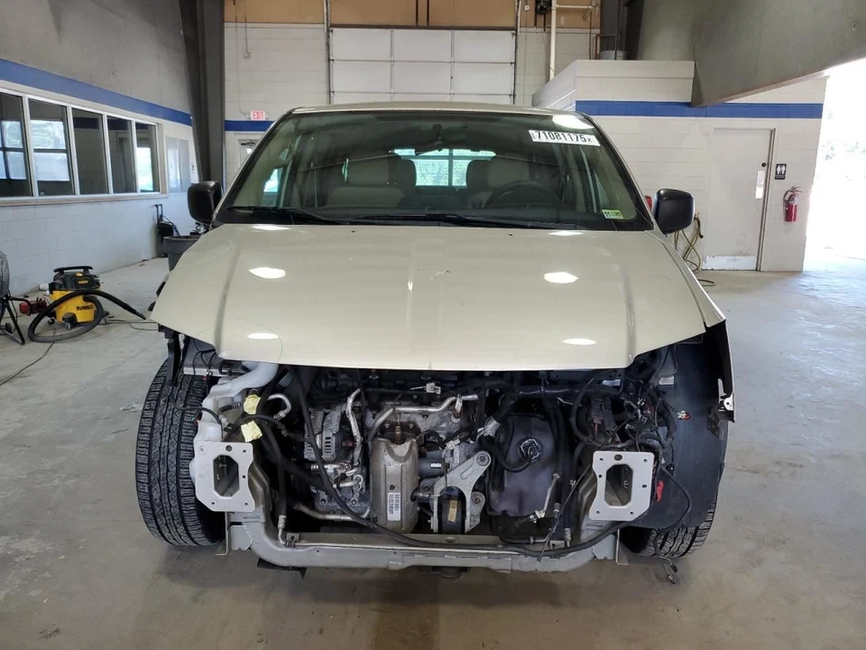 Alternador compatible con caravana 11-20 3047862 Foto 2 de 4