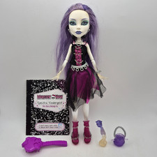 Muñeca de moda Monster High School's Out Spectra Vondergeist 2011 Mattel