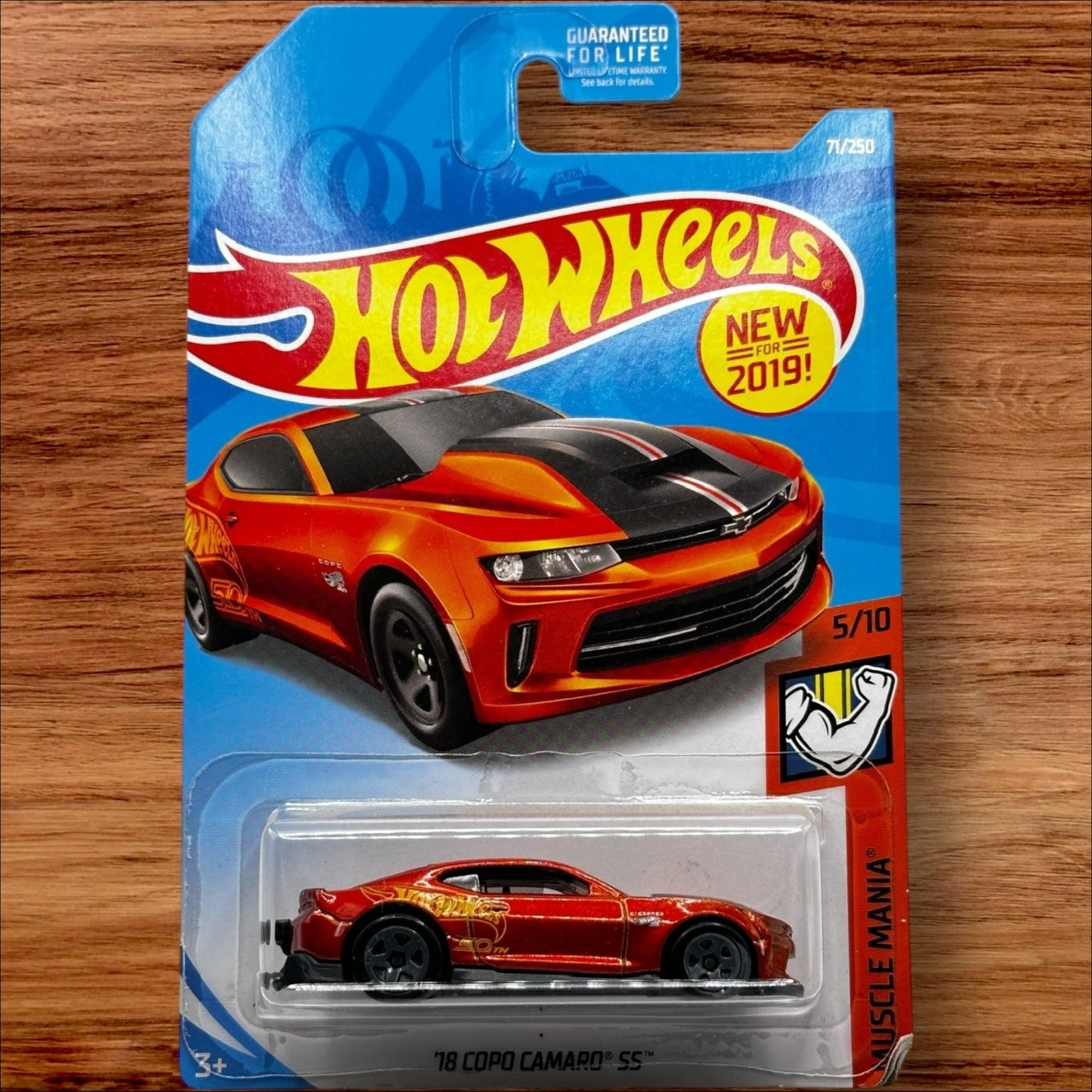 Hot Wheels '18 COPO Camaro SS - 1:64 Muscle Mania Custom Striped Car