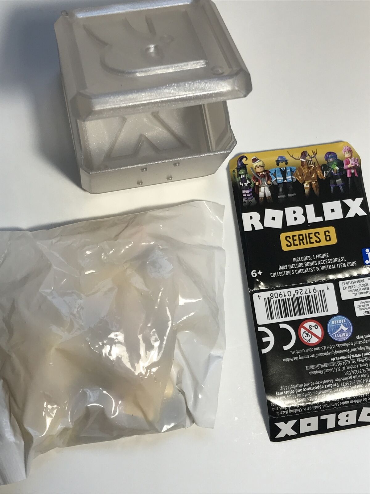 Roblox Celebrity 7 Heroes of Robloxia Blue Basher Cap w Hero Utility Belt  Code