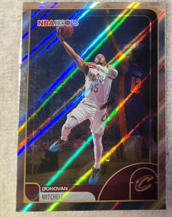 2025-26 Topps NBA Hoops Donovan Mitchell #76 Rainbow Cleveland Cavaliers