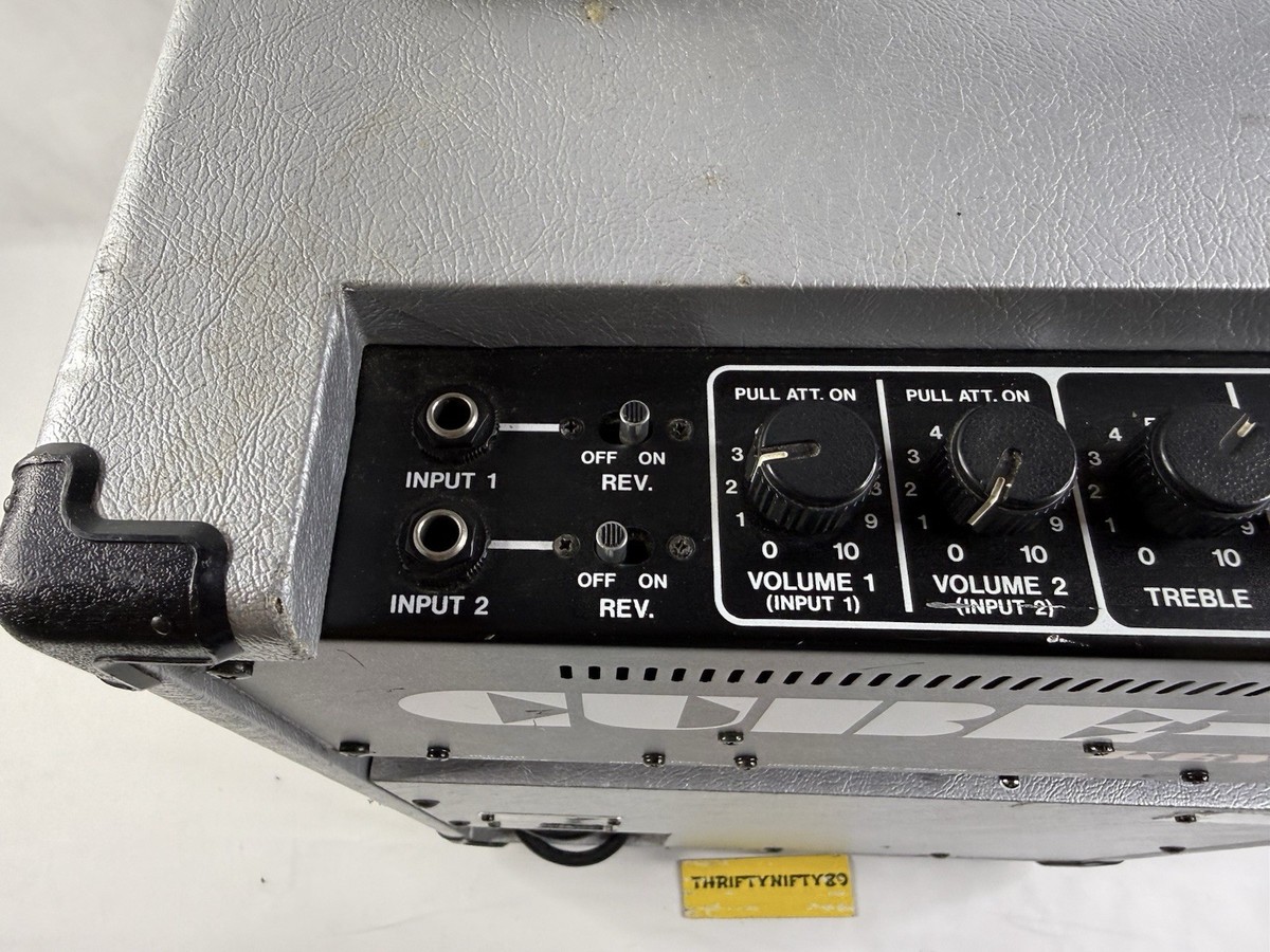 Roland Cube 60 Keyboard Vintage Amplifier Working In Excellent