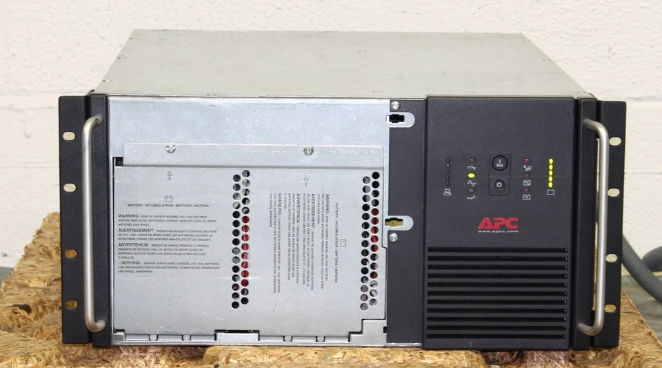 APC 5000 VA USV Rackmount * NEUE ZELLEN * 12M RTB +NF+