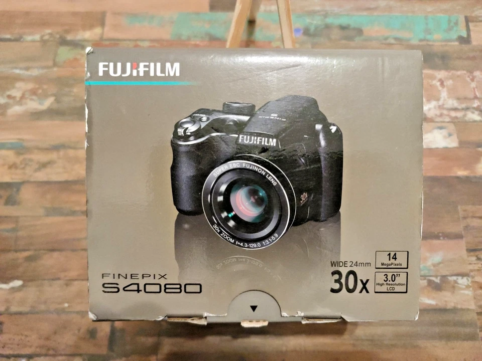 Fujifilm FinePix S Series S4500 14.0MP Digitalkamera - Schwarz, Foto 4 von 5