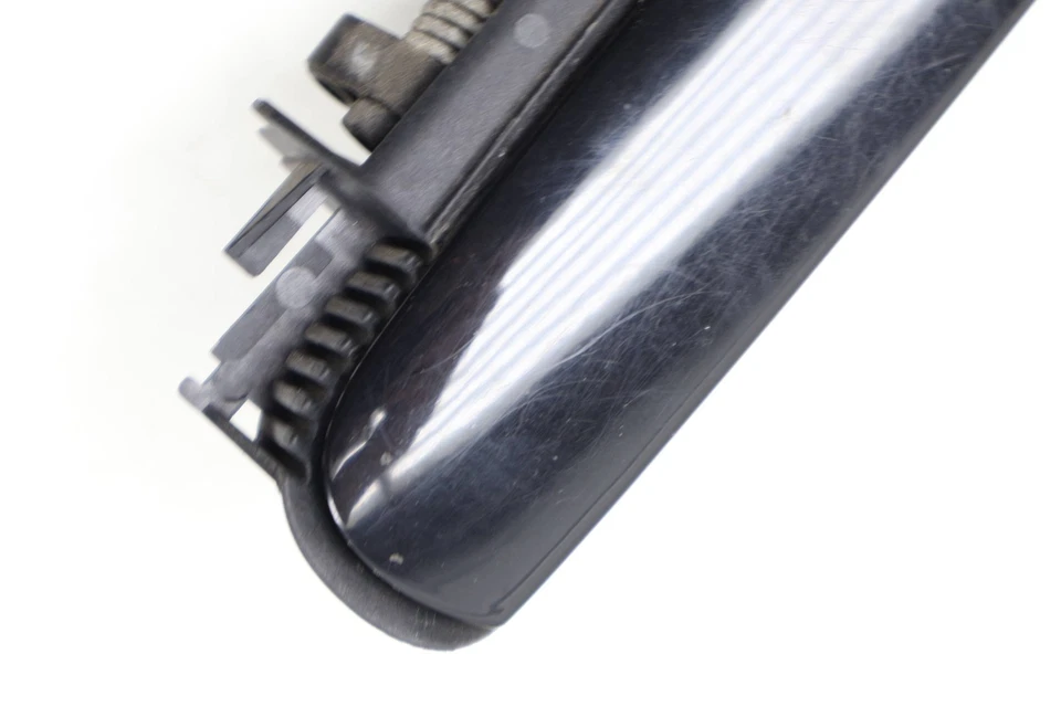 AUDI A4 1999-2001 - Conjunto de manija de puerta exterior trasera izquierda 4B0839207 Foto 4 de 4