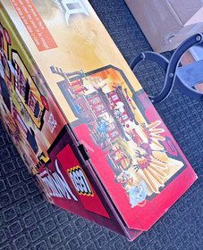 LEGO NINJAGO Fire Temple 2507 The Golden Weapons 2011 Kai DX, Samukai New Sealed