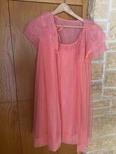 Vtg Gossard Artemis Coral Peignoir Chiffon Nightgown  Robe Set Size Small Pet