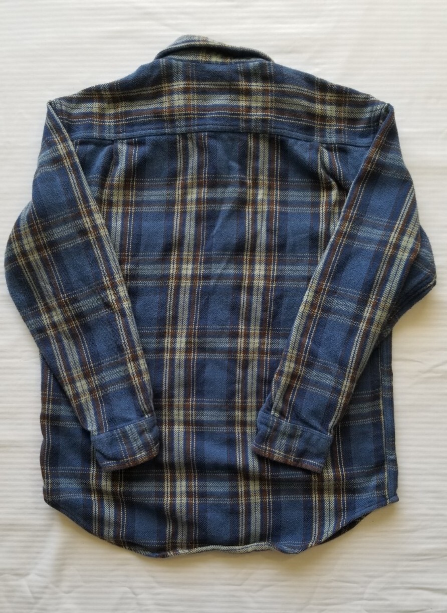 ST JOHN'S BAY Heavy Flannel Shirt BRAWNY Plaid Size Medium Blue 100% Cotton Mens