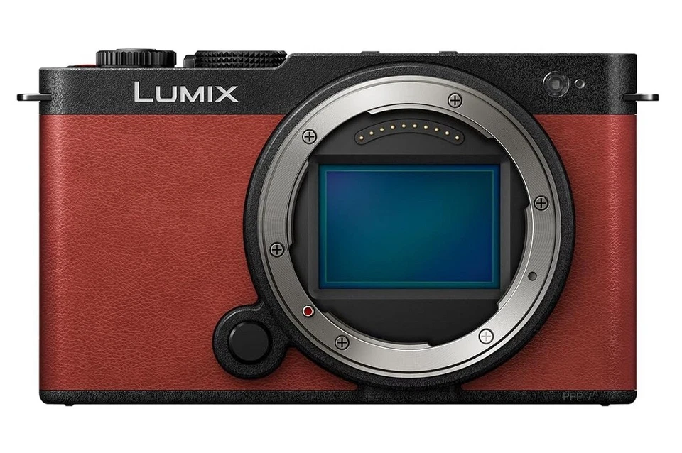 New Panasonic Lumix S9 Full-Frame Mirrorless Camera Body Only DC-S9E-R