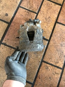 Original Skoda Fabia I 6Y Bremssattel Bremszange Bremse vorne links FS III 3