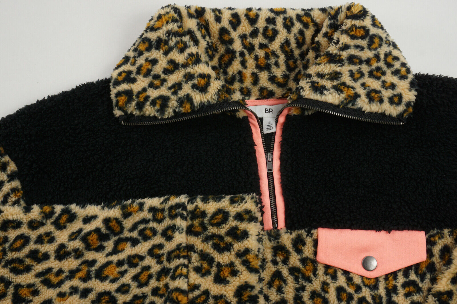 BP Women's Small Tan Dale Big Spot Leopard Fleece… - image 6