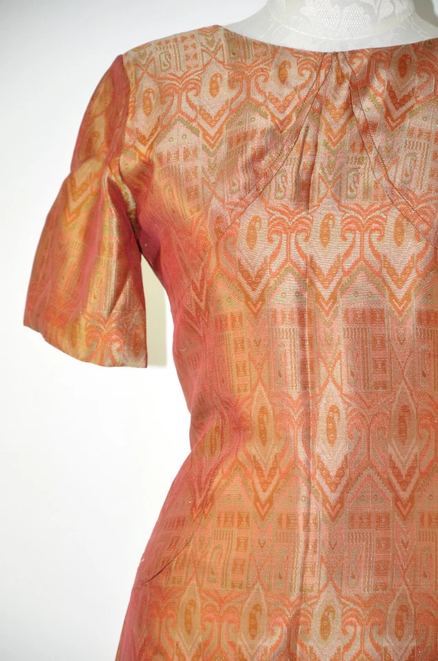 60s Vintage Iridescent Copper Silk Ikat Short Sleeve Slim Wiggle Dress Women S M - Image 4 of 4