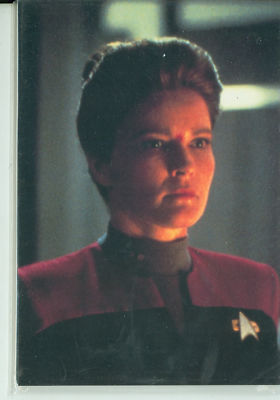 STAR TREK-CAPTAIN KATHRYN JANEWAY-SCARED LOOK-(SK-86)*
