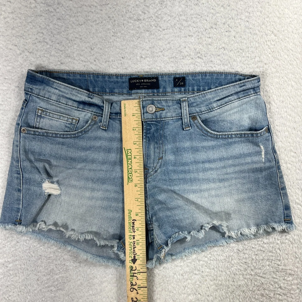 Lucky Brand Shorts Womens 6/28 W32.5 The Cut Off Shorts Distressed Denim Light - Image 2 of 4