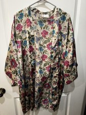 VTG California Dynasty Satin Robe Antique Floral Pink 80s Mid length Comfortable