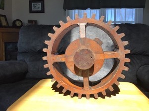 vintage wood foundry gear pattern