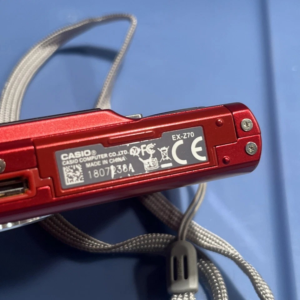 Vintage Casio Exilim EX-Z75 Camera - 7.2MP, 3x Opt Zoom, Works/Tested RED - Image 3 of 4