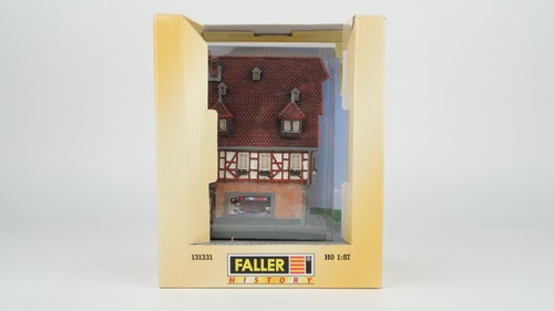 Faller H0 131331 Casa de entramado de madera de Franconia con tienda de juguetes | Condition: Gebraucht