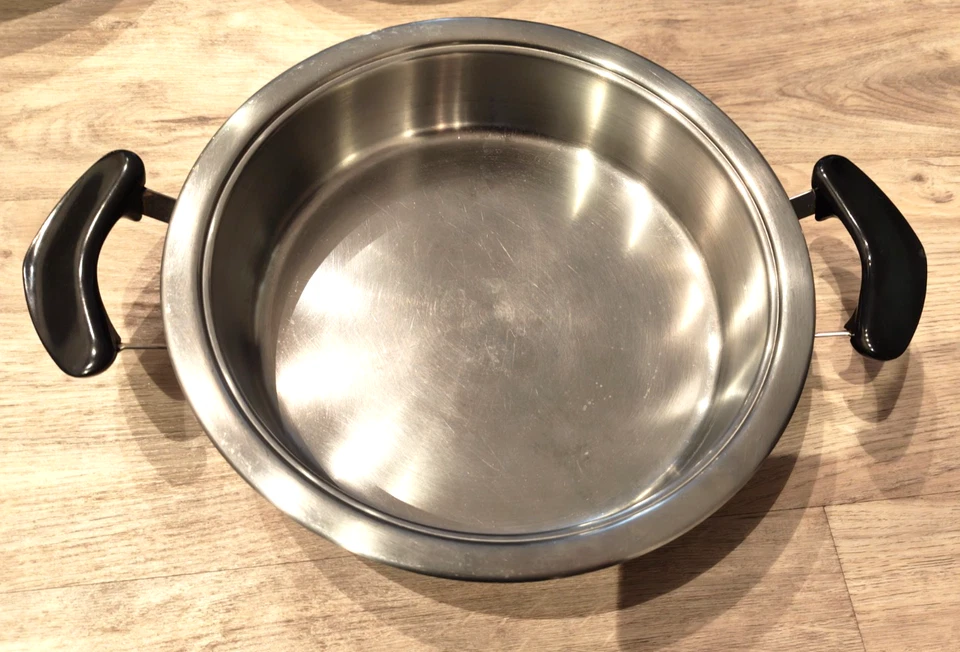 AMC - SET PENTOLE CUCINA - IN ACCIAIO - BUONE CONDIZIONI - SPEDIZIONE GRATUITA - Immagine 4 di 4