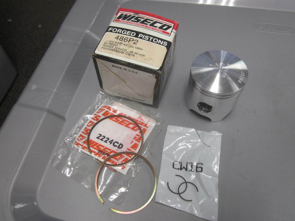 NOS Wiseco .020 Piston Kit w/ Rings & Clips Fits: Kawasaki 1982
