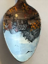 Vintage Souvenir Spoon US Collectible 6.25” Log Cabin Hand Painted