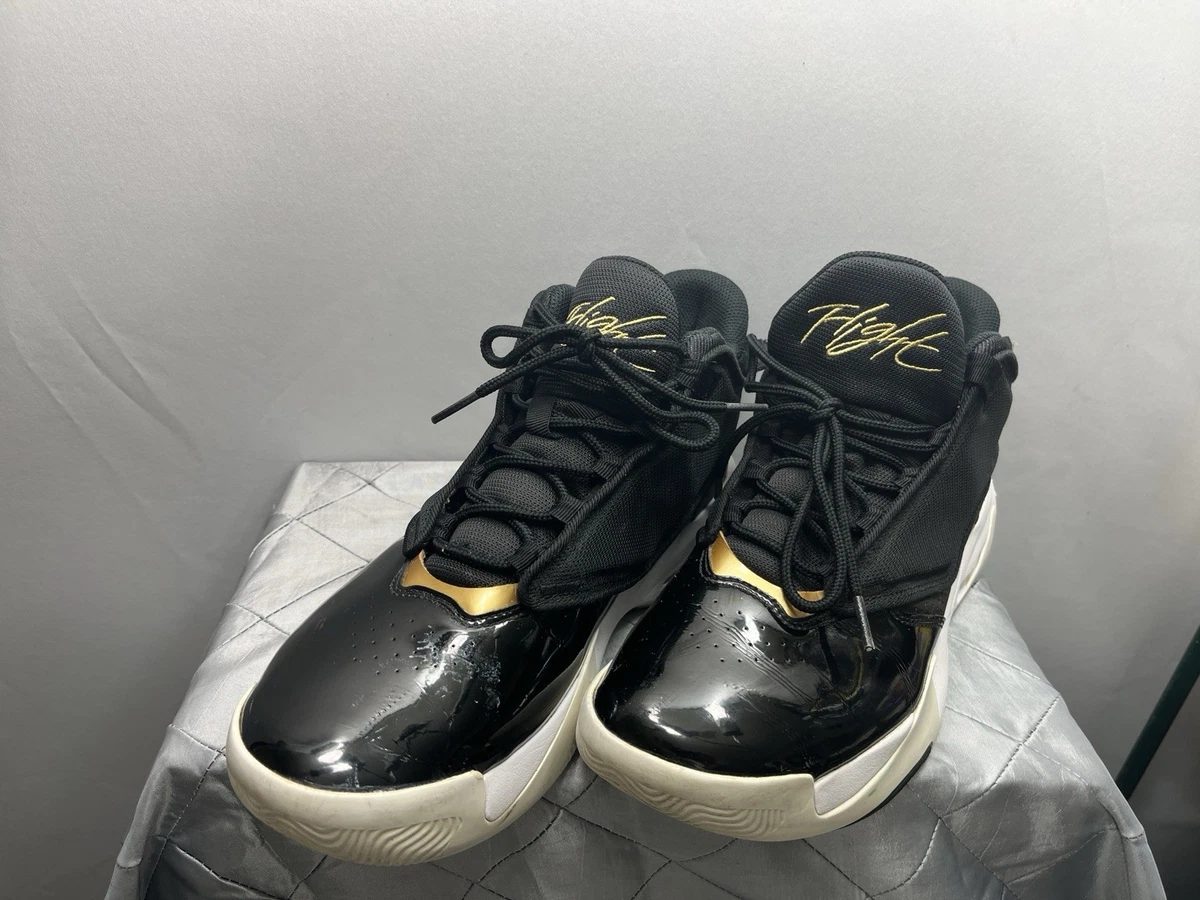 Jordan Max Aura 4 Black Metallic Gold 2023 for Sale | Authenticity