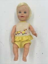 Vintage 1964 Deluxe Reading Corp Suzy Cute Doll