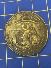 VINTAGE 1970s  DRINK COCA-COLA AT FOUNTAINS  SODA BELT BUCKLE ROUND