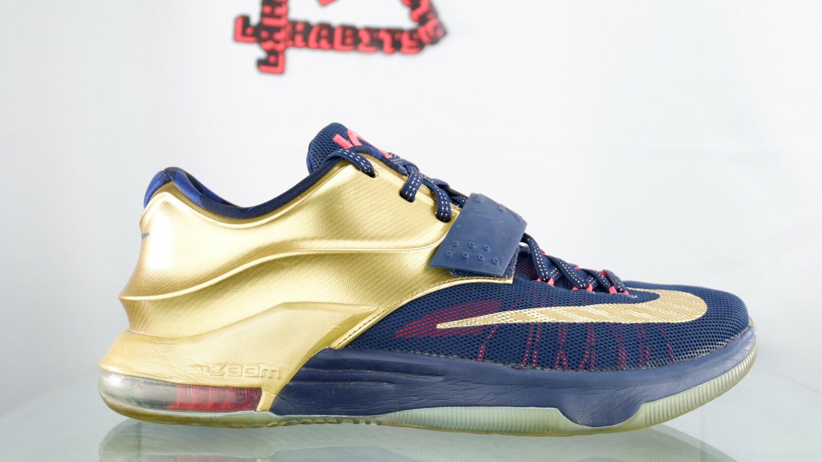 kd 7 gold