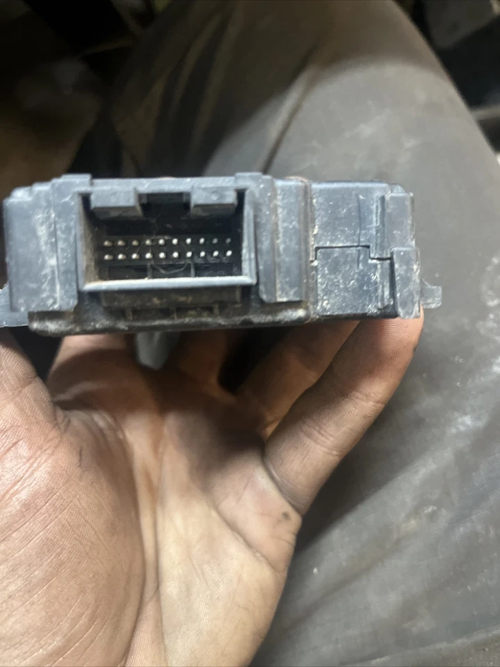 Hyundai Genesis 2009-2012 cupé módulo TPMS sensor de presión de neumáticos OEM 09-12 Foto 2 de 4