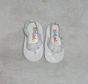 baby sandals size 6