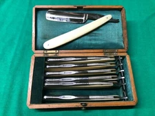 Straight Razor Set Vintage "Estate Razor Set of 7"  Thomas Turner & Co (M551)