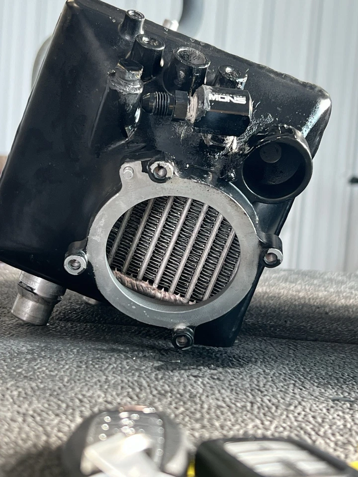 Sistema de metanol de água AEM V3 refrigeradores de carga atualizados para BMW M5 M6 F10 F06 F12 - Imagem 2 de 4