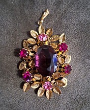 Vintage Australian Crystal Purple and Pink Gold Tone Pendant. Beautiful!! 