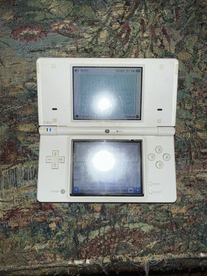 Nintendo DSI Handheld System White with Charger Tested Working