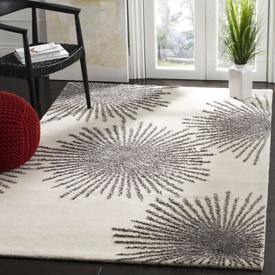 Ivory / Silver Safavieh Soho Wool Area Rug SOH712J