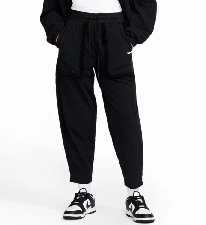 Nike DQ6809 010 Essential Loose Fit High Rise Black Fleece Jogger
