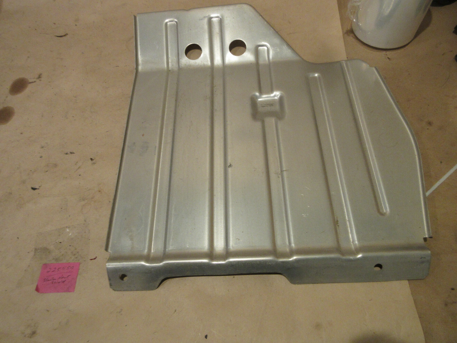 Maserati GranTurismo, Quattroporte RH Passenger Side Foot Rest Panel  67720100