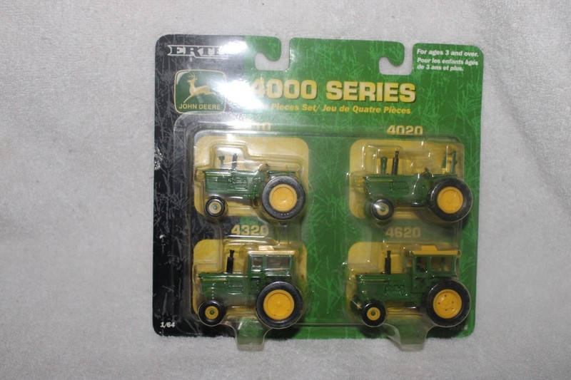 1/64 JOHN DEERE 4000 SERIES