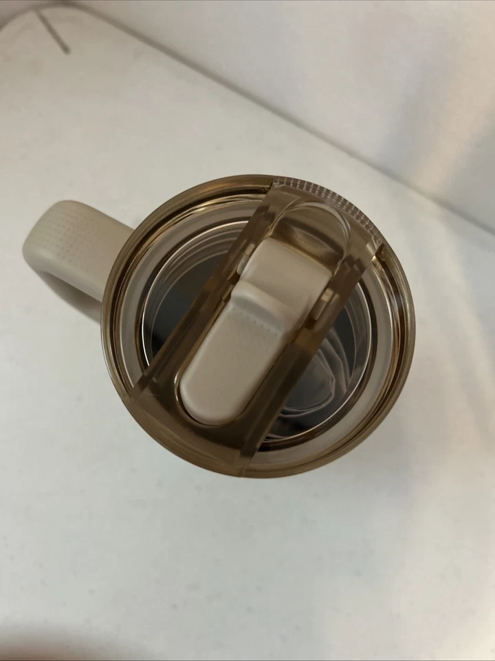 Nuevo vaso Stanley Protour 14 OZ Prosecco Shimmer Gold Holiday 2025 Foto 4 de 4