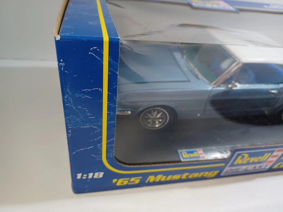 1/18 1965 Ford Mustang convertible Blue Revell Muscle Car NEW - Image 4 of 4