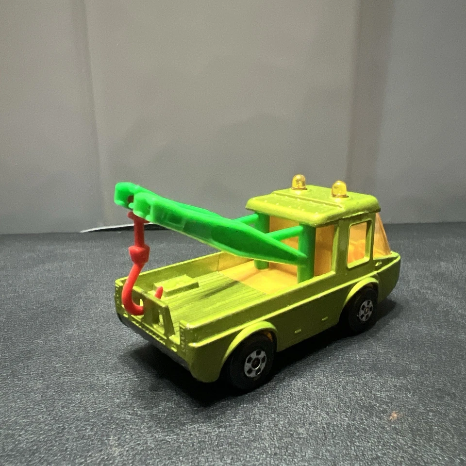Matchbox Superfast Tow Joe Lesney 1972 No.74 Green Tow Truck boom missing 1 hook - Image 3 of 4