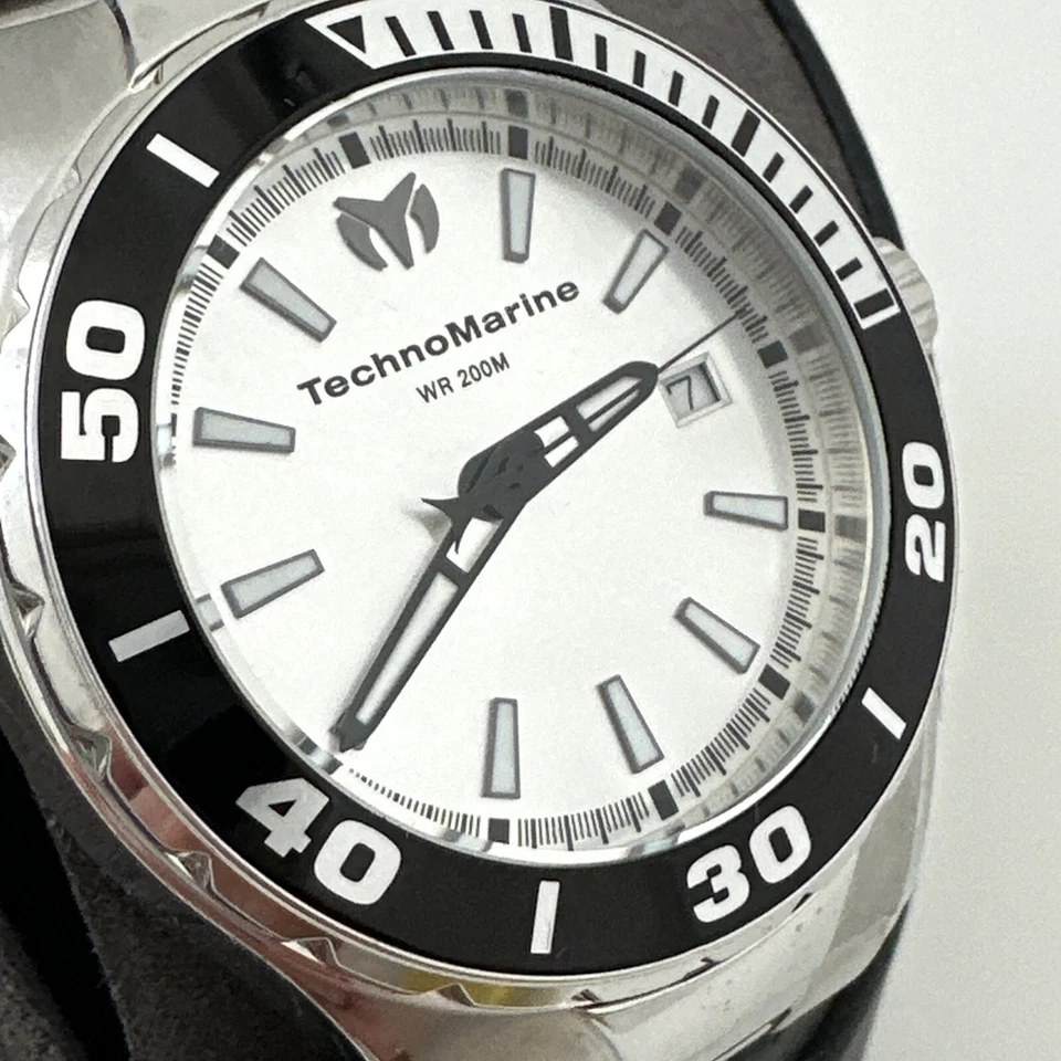 Кварцевые повседневные часы Technomarine 'Manta' из нержавеющей стали серебристые TM-215048 - Изображение 2 из 4