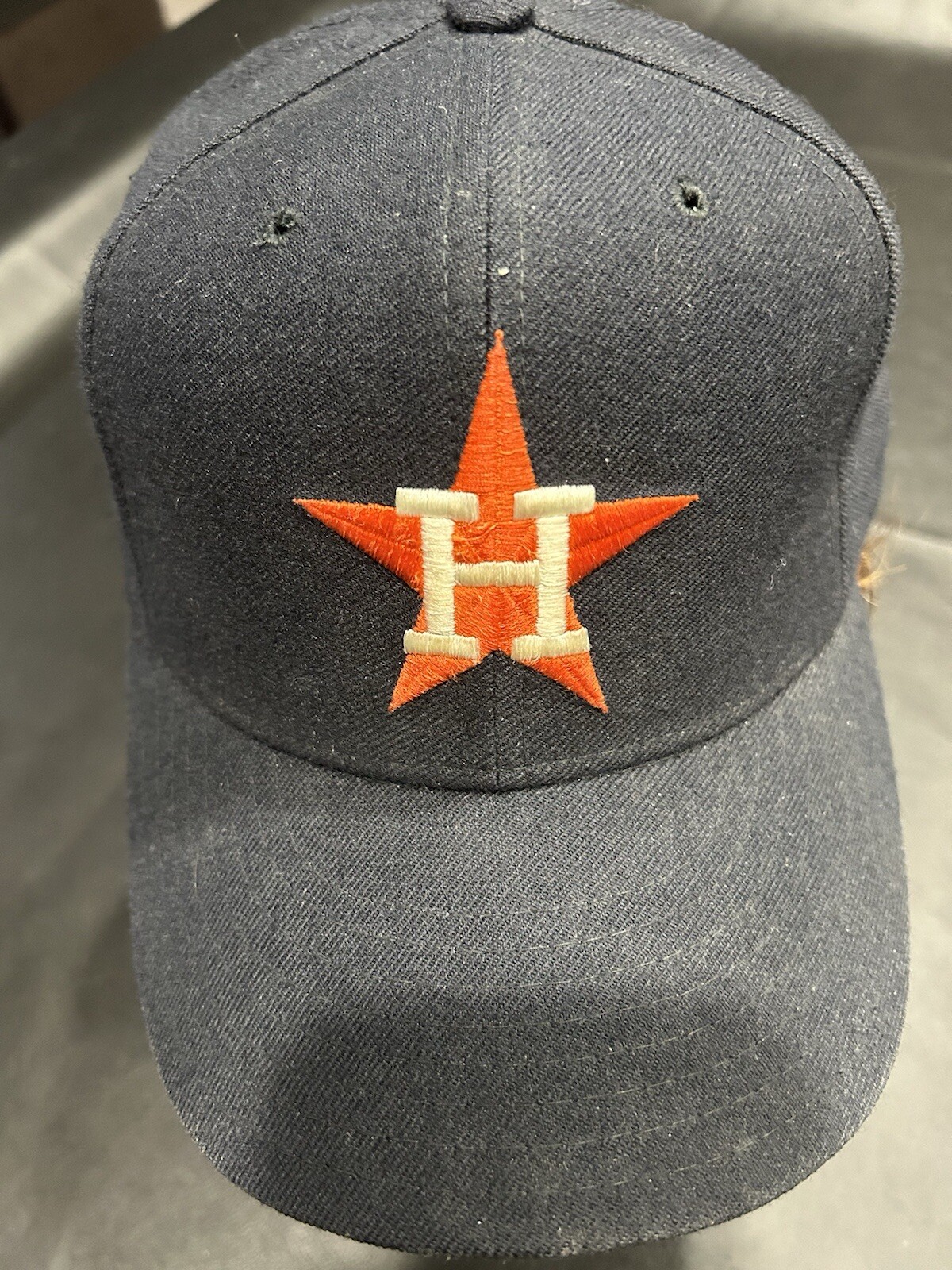 Houston Astros MLB Vintage Old School Logo. Black/Orange. New Era Fitted 71/4 !